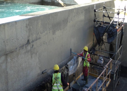 Regeneración de hormigón en cámaras de rotura, en Endesa ( Almería )